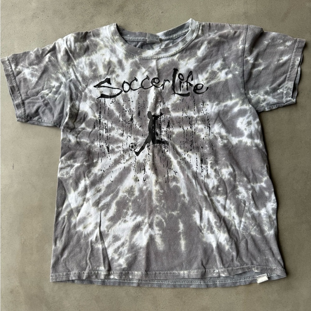 Soccer Life tshirt youth small